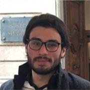 Laureato con lode in Lettere Classiche offre ripetizioni di italiano, latino e greco a studenti di scuola secondaria e universitari